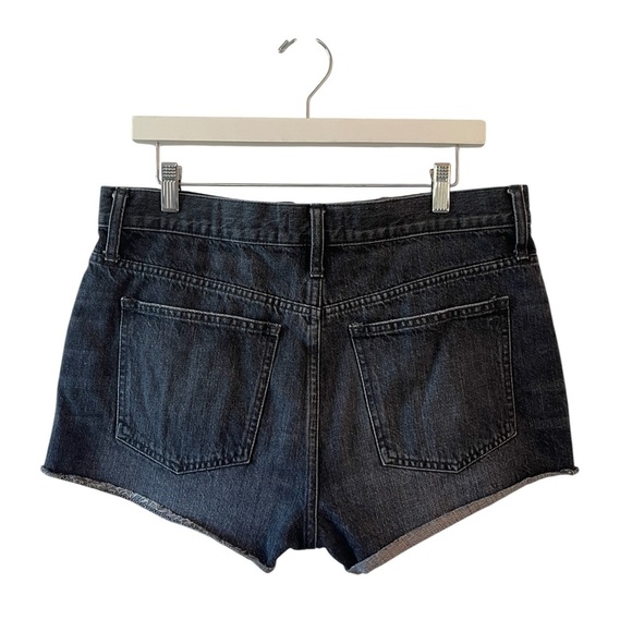 MADEWELL relaxed Button Fly high waisted Raw hems black Denim shorts size 29 - Picture 3 of 8